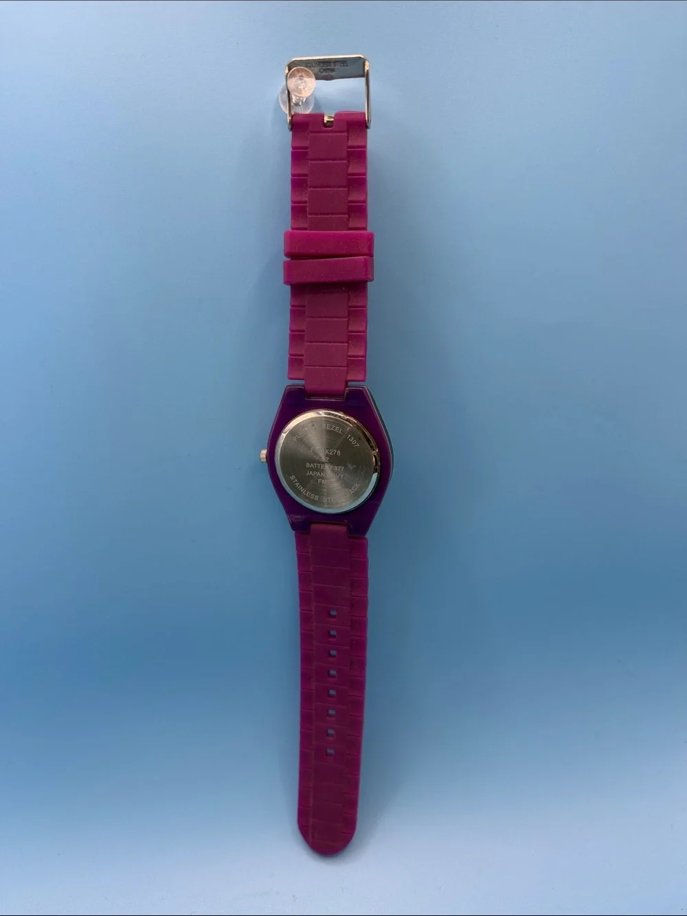 Source Unknown Purple and Red Silicone Band Watch